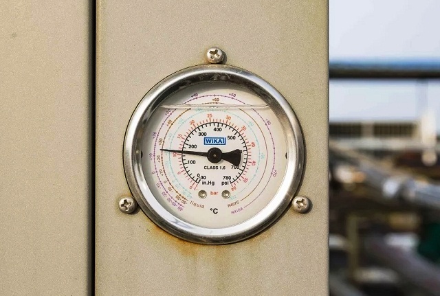 �՚�Դ��úͿ��{(di��o)��ϵ�y(t��ng)�����D